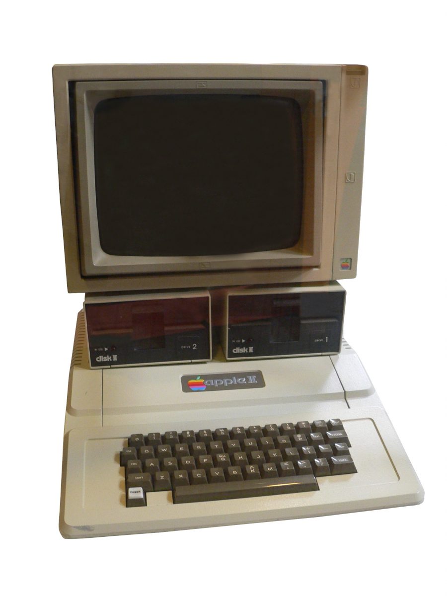 Apple II (Rama & Musée Bolo / Wikimedia)