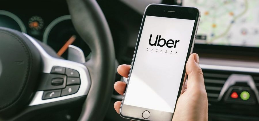Uber exclui motoristas por cancelamento constante de corridas