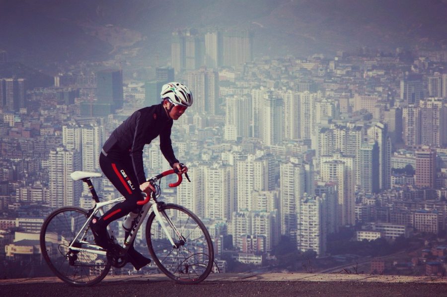 Troca por bicicleta nas classes C/D representaria uma redução dos gastos com transporte de 18% para 4% da renda pessoal mensal [economia média de R$ 151 mensais – similar pra quem usa mais transporte público].