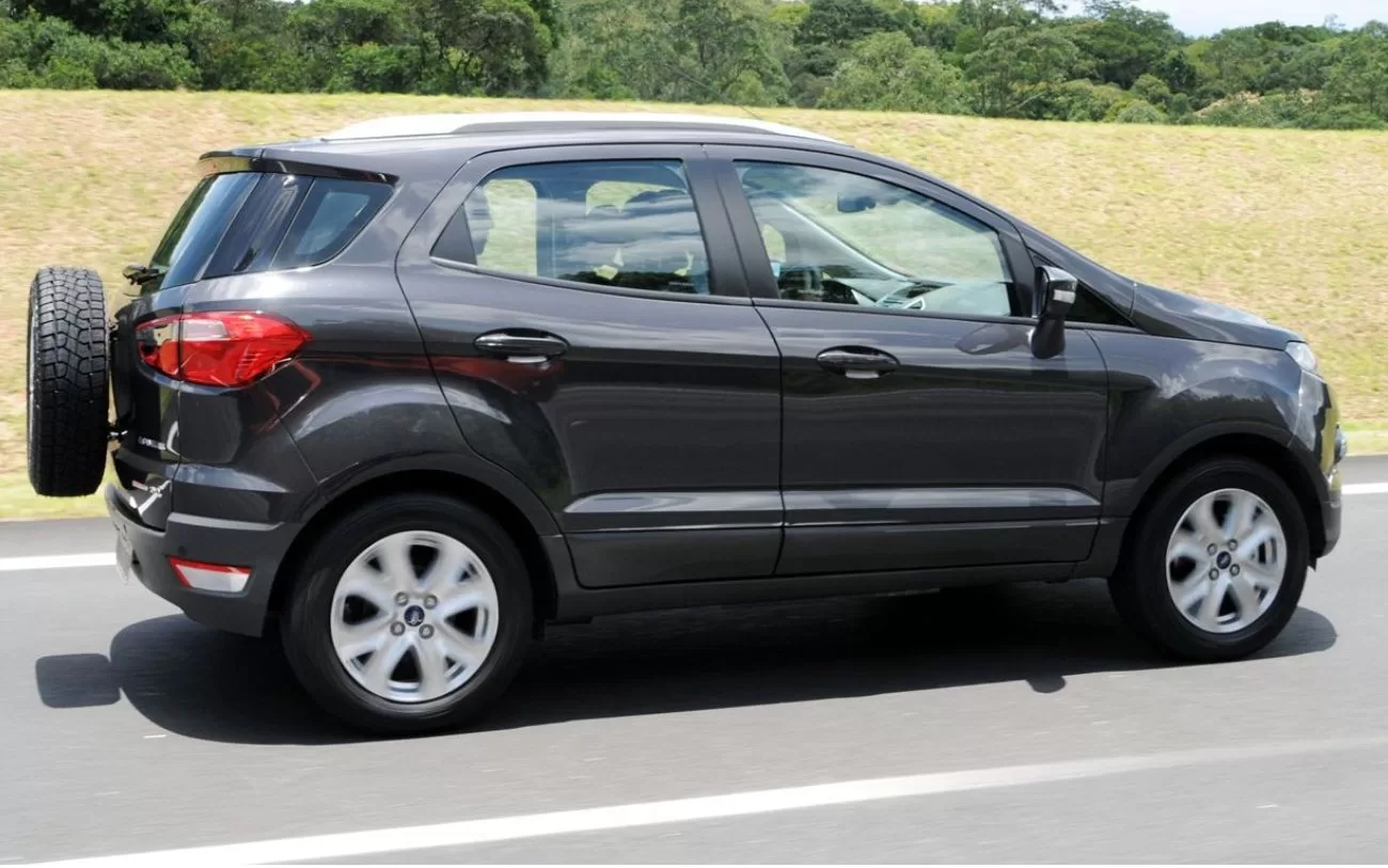 Desvendando a EcoSport Titanium 2.0 Automática 2017: Ficha Técnica e Preço